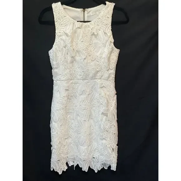 ASTR The Label Dress / White Lace / S - Picture 2 of 8